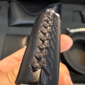 دستبند با گیس چرم طبیعی گاوی کار دست